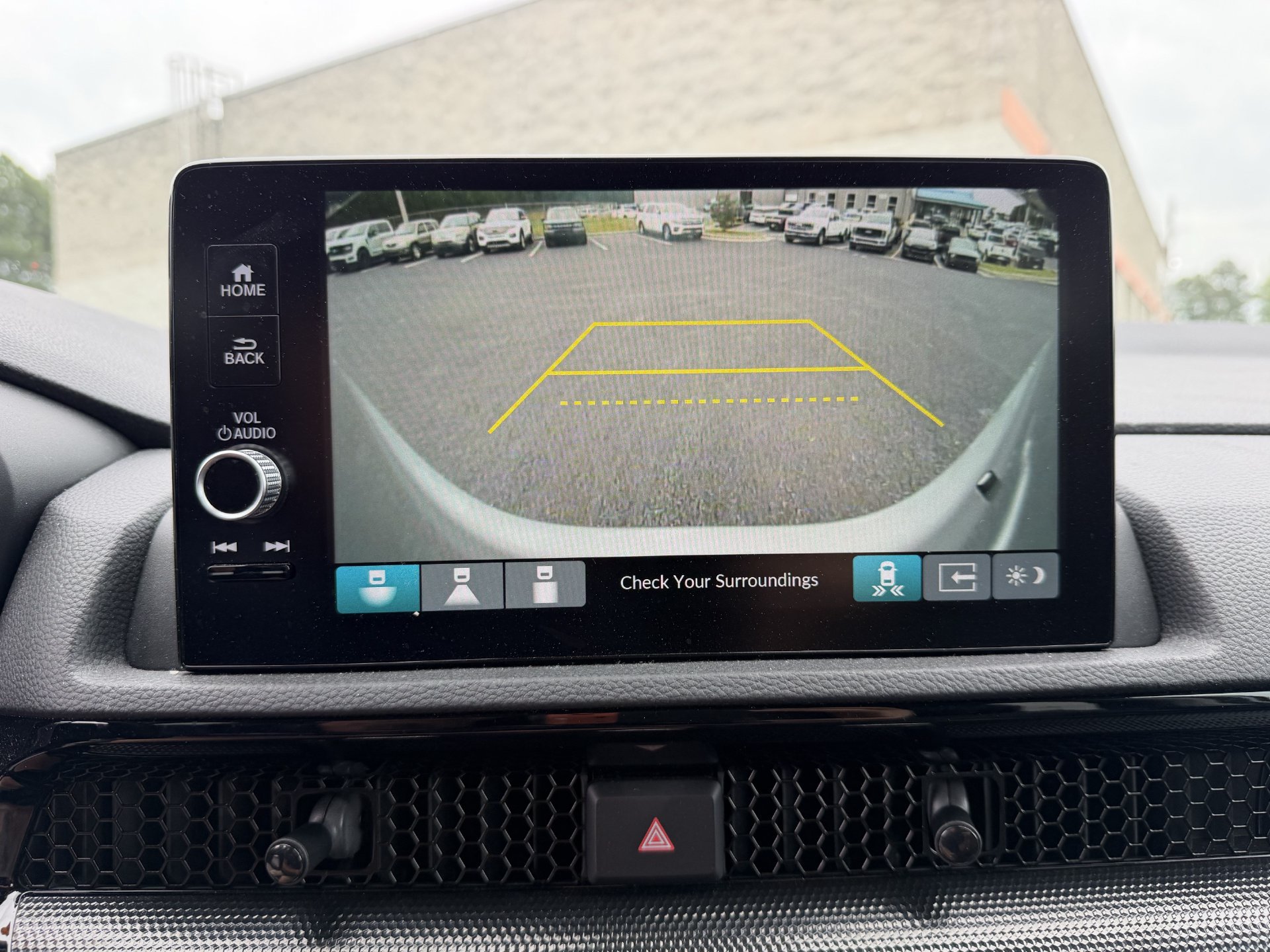 Used 2025 Honda CR-V EX-L image 3