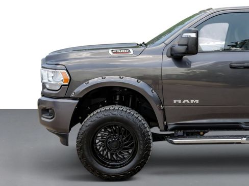 Used 2024 RAM 2500 Big Horn AWD/4WD image 11