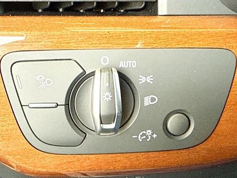 Used 2020 Audi A5 2.0T Premium image 12