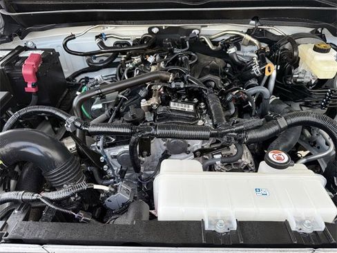 Used 2024 Toyota Tacoma SR image 31