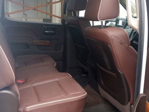 Used 2015 Chevrolet Silverado 2500 High Country w/ Duramax Plus Package image 15