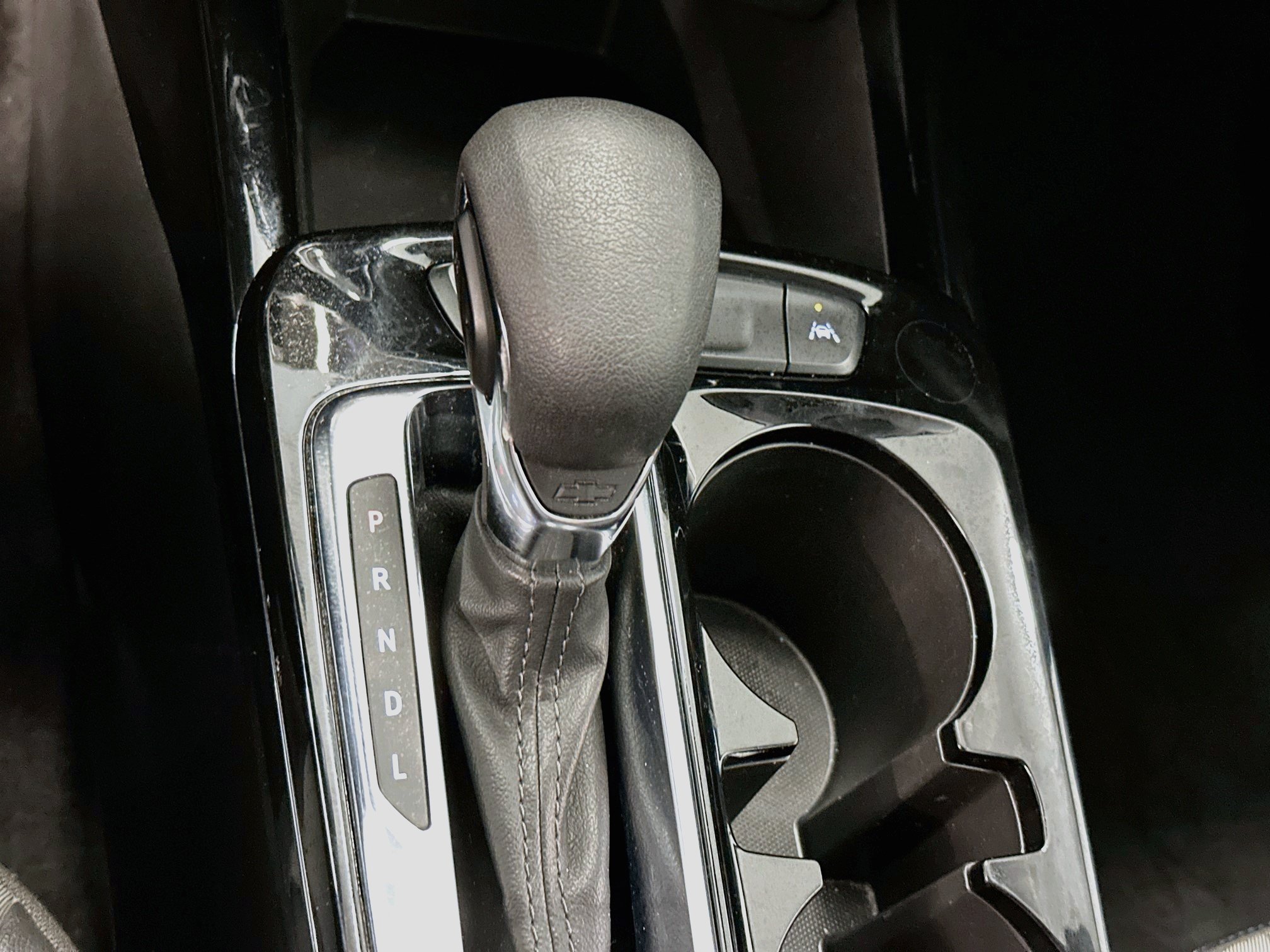 Used 2025 Chevrolet Trax LT FWD image 24