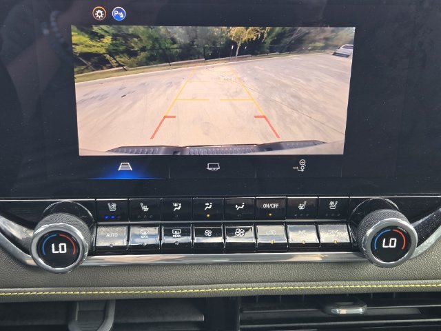 Certified 2024 Chevrolet Colorado ZR2 w/ ZR2 Convenience Package III AWD/4WD image 19