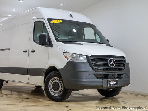 Used 2021 Mercedes-Benz Sprinter 2500 w/ Driver Convenience Package image 2