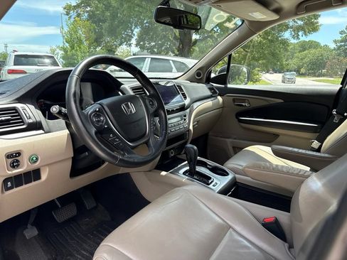 Used 2018 Honda Pilot EX-L image 10