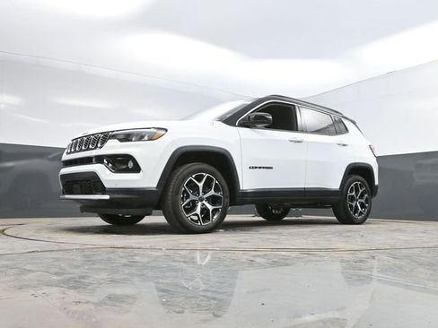 Used 2026 Jeep Compass Limited AWD/4WD image 51