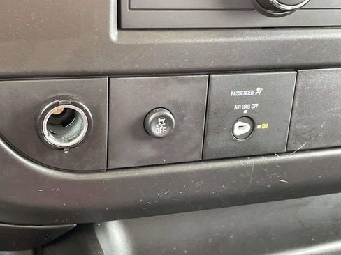 Used 2025 Chevrolet Express 2500 w/ Driver Convenience Package RWD image 25