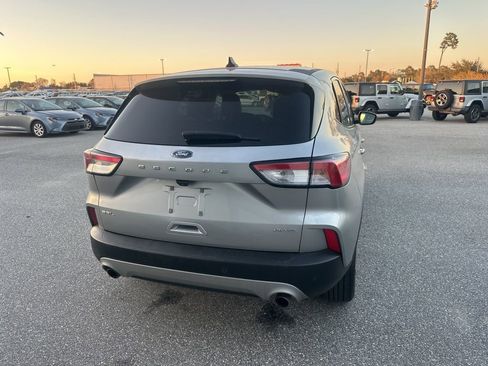 Used 2022 Ford Escape SEL image 7