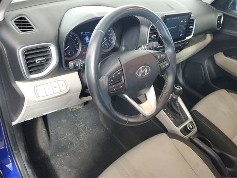 Used 2020 Hyundai Venue SEL w/ Convenience Package image 10