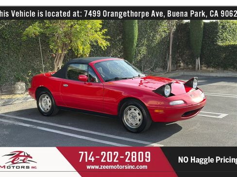 Used 1996 MAZDA MX-5 Miata RWD image 2