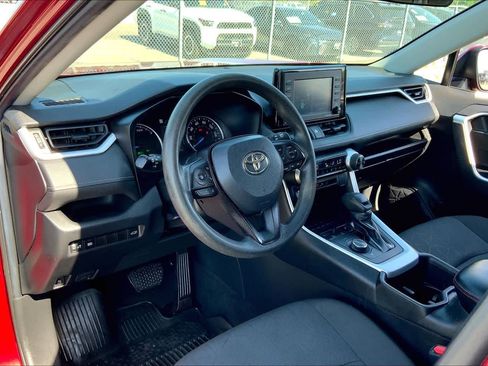 Used 2022 Toyota RAV4 XLE w/ Convenience Package AWD/4WD image 17