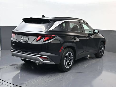 Used 2025 Hyundai Tucson SEL FWD image 4