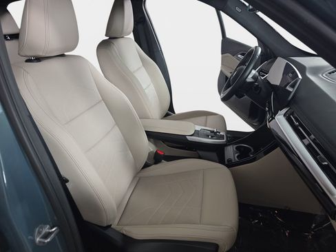 Certified 2023 BMW X1 xDrive28i w/ Convenience Package image 9