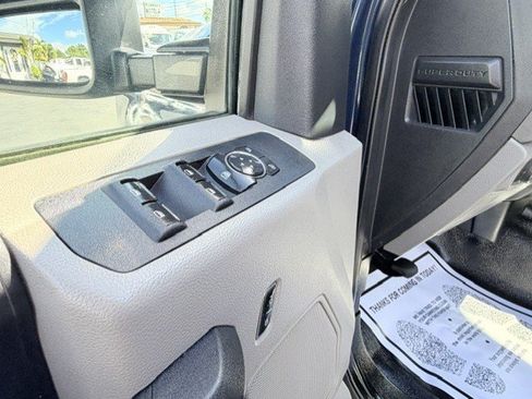 Used 2019 Ford F250 XL w/ Power Equipment Group AWD/4WD image 15