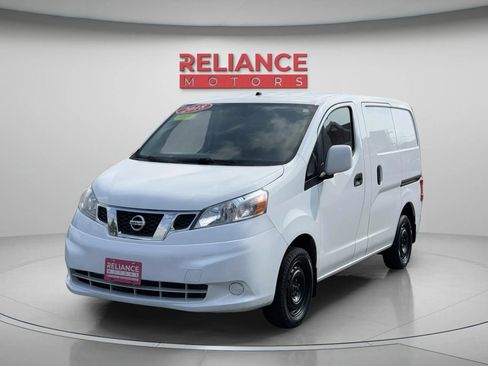 Used 2018 Nissan NV200 SV FWD image 1
