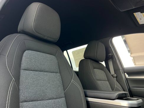 New 2026 GMC Terrain Elevation FWD image 18