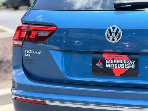Used 2020 Volkswagen Tiguan SEL FWD image 11