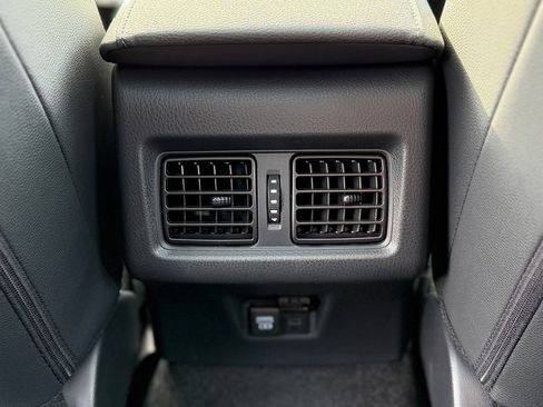 New 2026 Toyota Camry Hybrid AWD/4WD image 8
