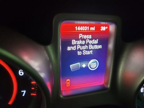 Used 2016 Dodge Journey SE image 3