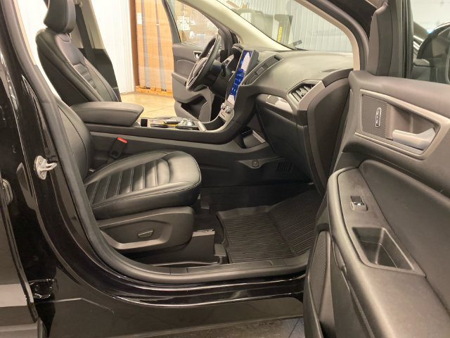 Used 2023 Ford Edge SEL w/ Convenience Package AWD/4WD image 35