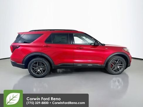 New 2026 Ford Explorer ST-Line w/ ST-Line Street Pack AWD/4WD image 8