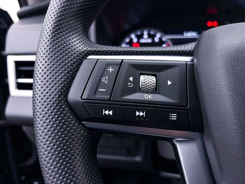 New 2026 Mitsubishi Outlander ES FWD image 21