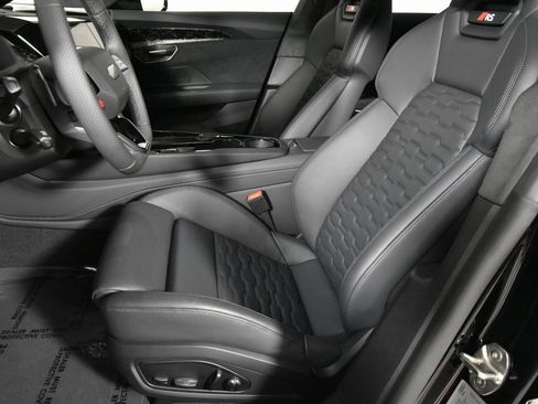 New 2025 Audi RS e-tron GT performance image 9