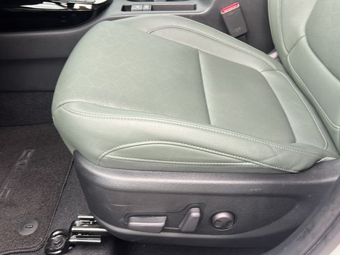 Certified 2024 Kia Seltos SX w/ SX Sunroof Package AWD/4WD image 15