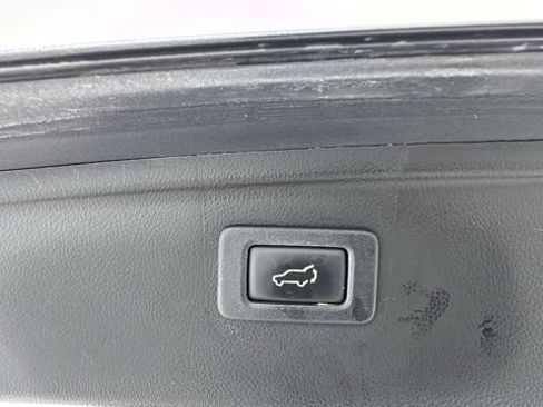 Used 2019 Subaru Outback 2.5i Premium w/ Protection Package #1 image 16