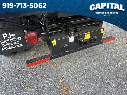 New 2025 Ford F550 4x4 Crew Cab image 15