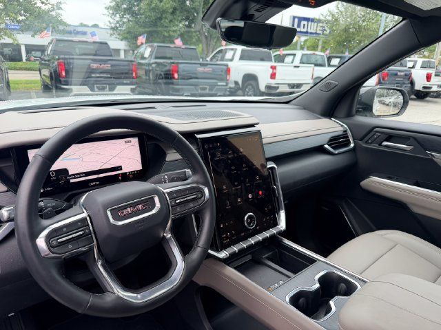 Used 2026 GMC Acadia Elevation w/ Elevation Premium Package FWD image 14