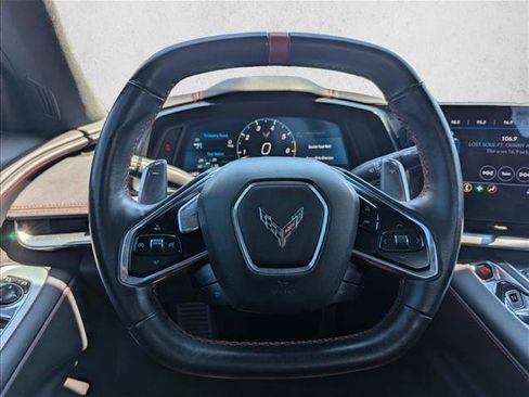 Used 2020 Chevrolet Corvette Stingray Convertible w/ Z51 Performance Package RWD image 15