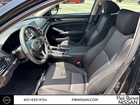 Used 2021 Honda Accord LX image 17