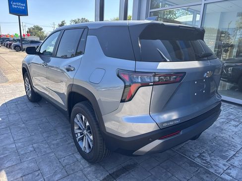 New 2026 Chevrolet Equinox LT image 4