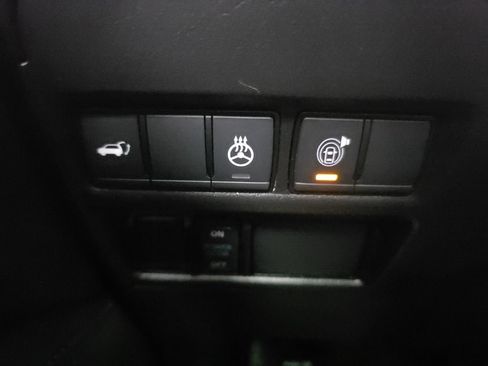 Used 2023 Nissan Armada SL w/ Captain's Chairs Package AWD/4WD image 26