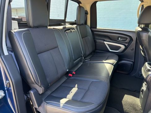 Used 2018 Nissan Titan PRO-4X w/ Pro-4x Utility Package AWD/4WD image 10