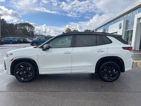 New 2026 Volkswagen Tiguan SE R-Line image 3