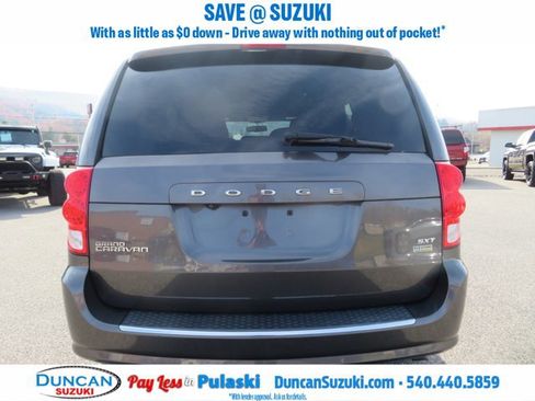 Used 2017 Dodge Grand Caravan SXT image 6