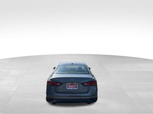 Used 2023 Nissan Altima 2.5 SL FWD image 5
