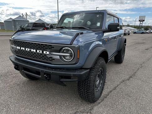New 2025 Ford Bronco Badlands AWD/4WD image 3
