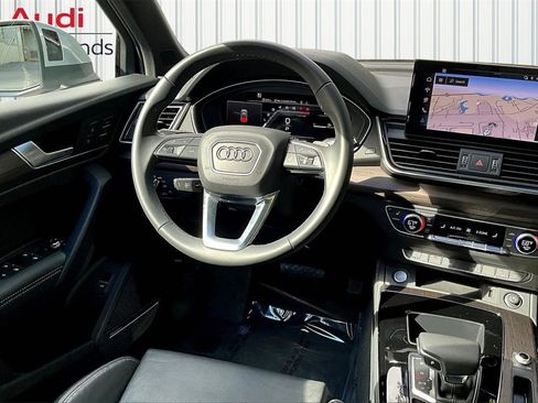 Certified 2025 Audi Q5 2.0T Premium Plus w/ Premium Plus Package image 8