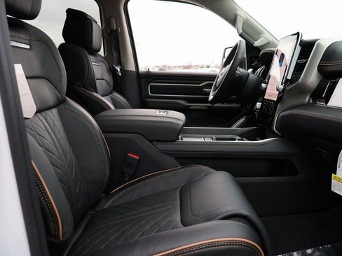 New 2026 RAM 1500 Tungsten AWD/4WD image 9