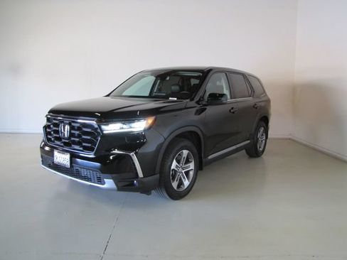 Certified 2024 Honda Pilot EX-L image 1