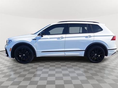 Used 2021 Volkswagen Tiguan SE R-Line image 8