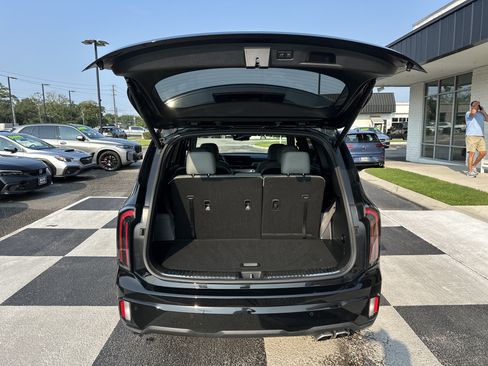 Used 2024 Kia Telluride SX Prestige X-Pro AWD/4WD image 5
