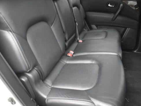 Used 2017 INFINITI QX80 4WD w/ Driver Assistance Package image 35