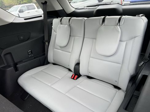 New 2026 Ford Explorer Platinum w/ LUX Leather Package AWD/4WD image 26