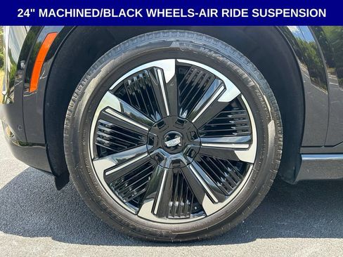 Used 2025 Cadillac Escalade IQ Sport 1 AWD/4WD image 11