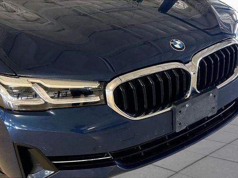Used 2023 BMW 530i w/ Convenience Package RWD image 29
