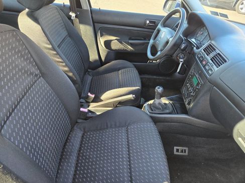Used 2003 Volkswagen Jetta GL image 22